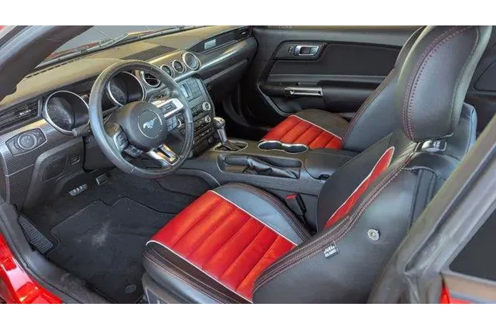 $32999 : Ford Mustang 2019 GT 2dr Fas image 5
