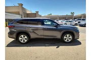 $25998 : Toyota Highlander 2021 AWD L thumbnail