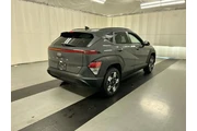 $31520 : Hyundai KONA 2024 AWD SEL 4d thumbnail