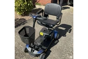 $500 : Used Quingo Pus mobility scoot thumbnail