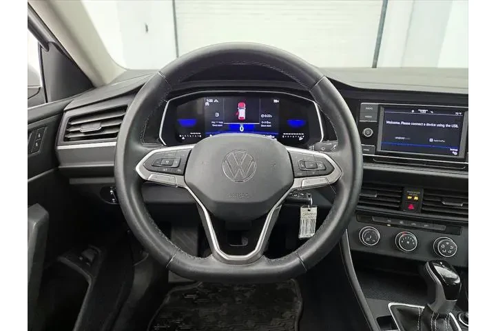$18998 : Volkswagen Jetta 2024 S 4dr image 10