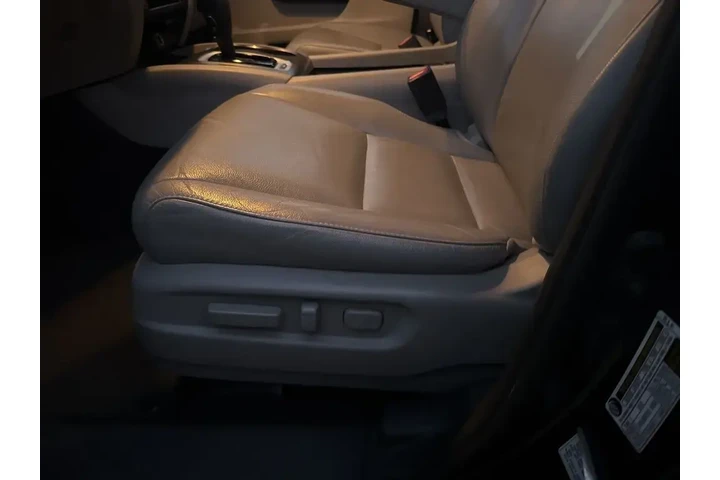 $19225 : Honda Pilot 2016 AWD EX-L 4d image 8