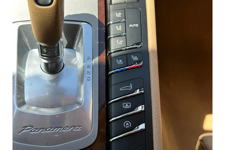 2011 PORSCHE PANAMERA SEDAN 4D image 2
