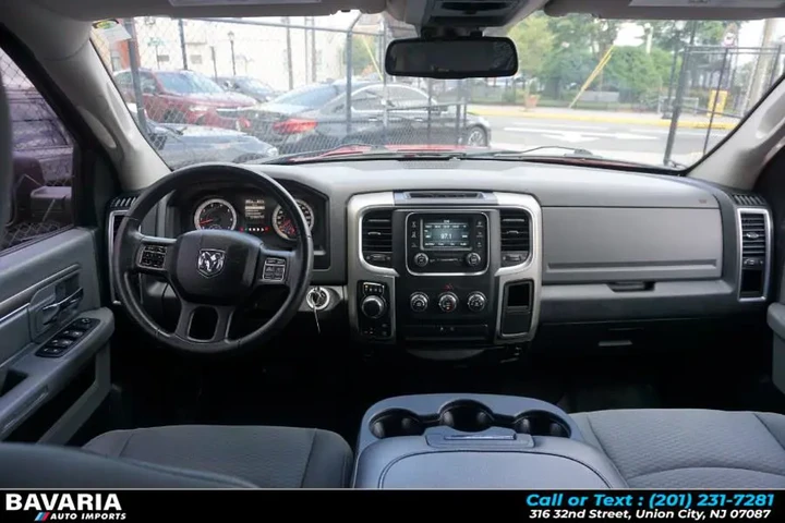 $11895 : 2014 1500 4WD Quad Cab 140.5" image 10
