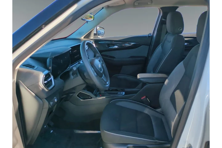 $22500 : Chevrolet Trailblazer 2024 L image 9