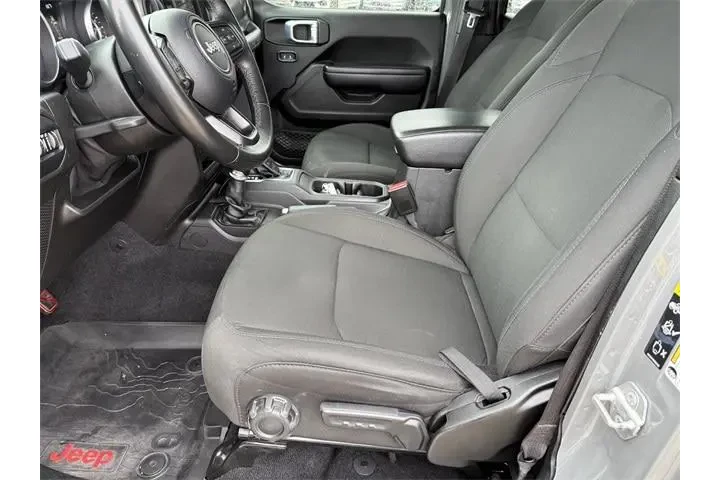 $28900 : Jeep Wrangler Unlimited 2021 image 10