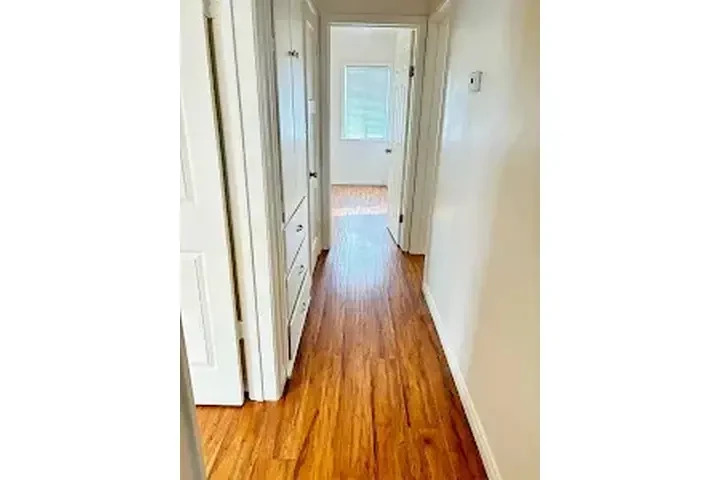 $2100 : COMPTON RENTO APTO. image 6