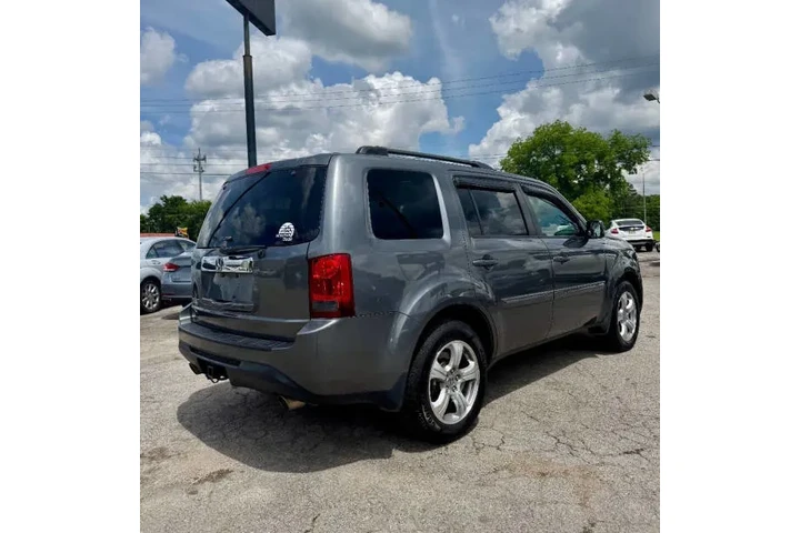 $6400 : 2013 Pilot EX image 4