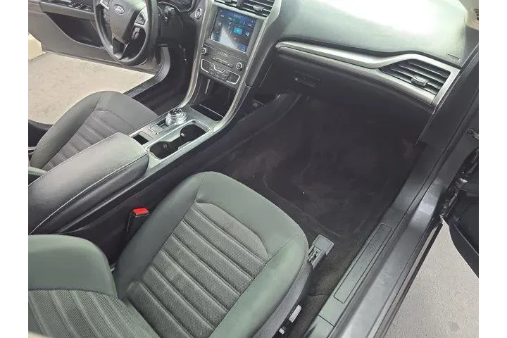 $13995 : Ford Fusion 2020 AWD SE 4dr image 9