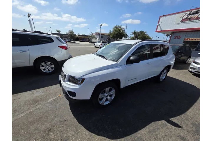 $13995 : 2017 Compass Sport image 6