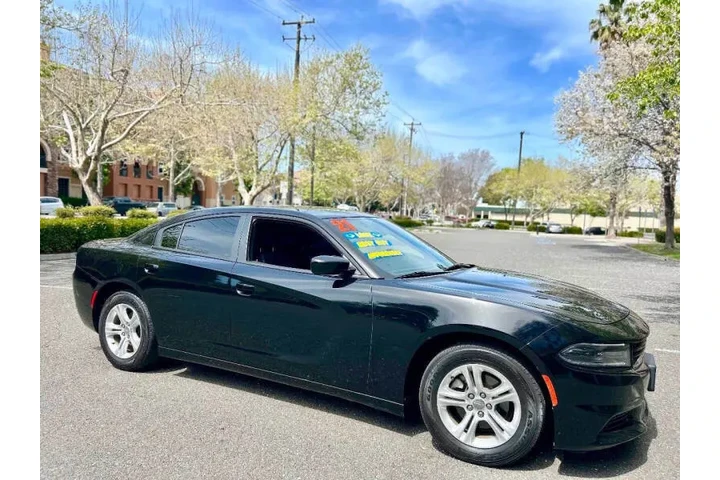 $20995 : 2021 Charger SXT image 5
