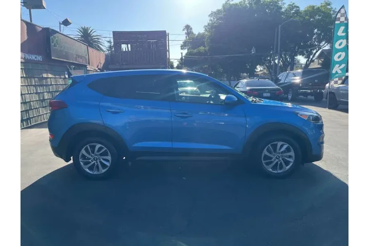 $11995 : 2016 Tucson SE image 5