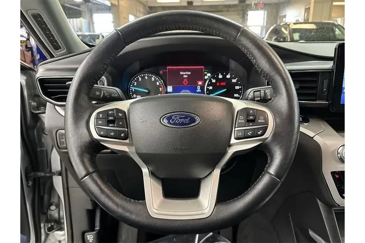 $28999 : Ford Explorer 2023 AWD XLT 4 image 6