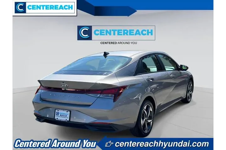 $20985 : Hyundai ELANTRA 2023 SEL 4dr image 5