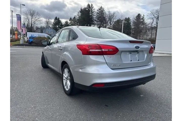 $8995 : Ford Focus 2016 SE 4dr Sedan image 7
