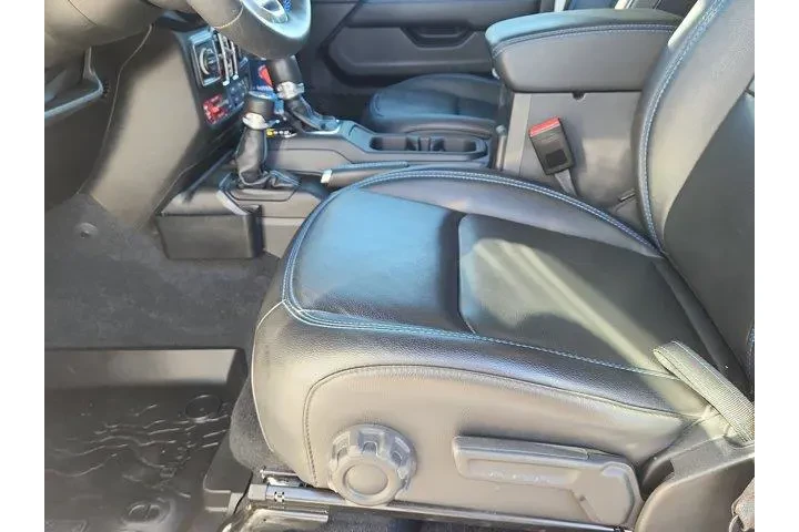 $38995 : Jeep Wrangler 2023 4x4 Rubic image 9