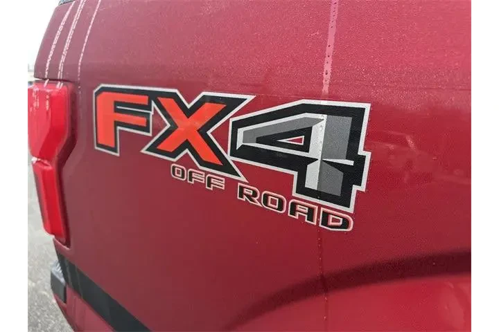 $25000 : Ford F-150 2018 4x4 XLT 4dr image 9