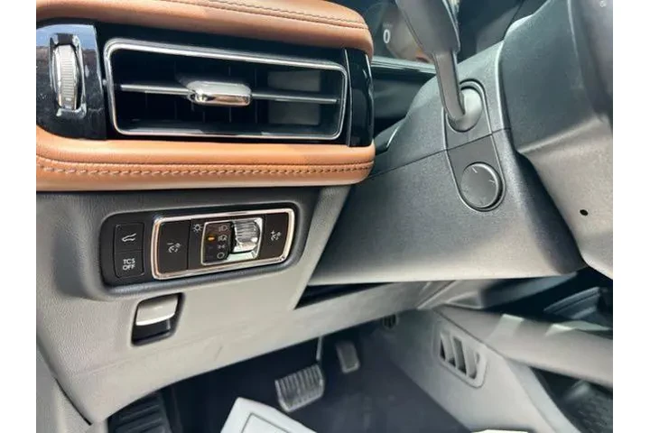 $39995 : Lincoln Nautilus 2023 AWD Re image 9