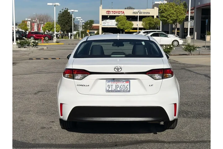 $23987 : Toyota Corolla 2025 LE 4dr S image 4