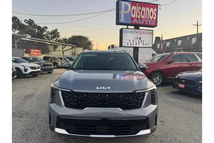 2024 Sorento S 2WD image 2