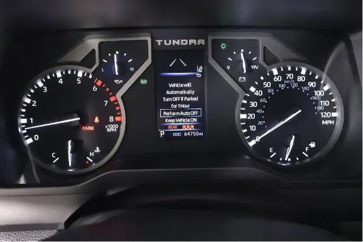 $39928 : Toyota Tundra 2024 4x4 SR5 4 image 4