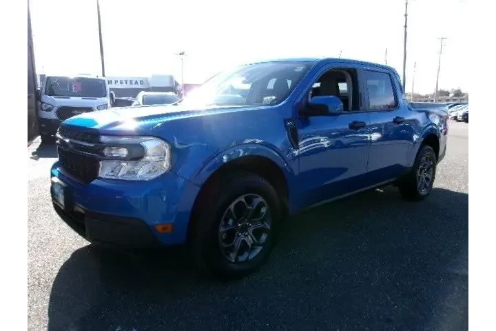 $29890 : Ford Maverick 2022 AWD XLT 4 image 1