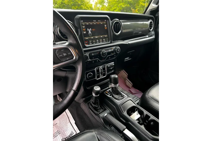 $36900 : Jeep Wrangler Unlimited 2019 image 9