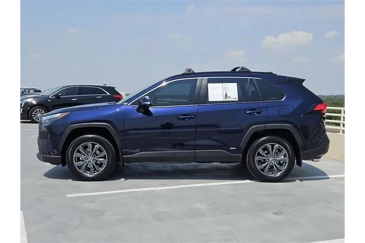 $35226 : Toyota RAV4 Hybrid 2023 AWD image 4