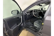 $17997 : 2019 RAV4 LE thumbnail