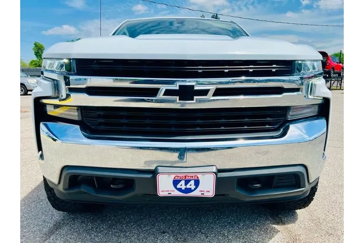 $29995 : 2021 Silverado 1500 LT Crew C image 2