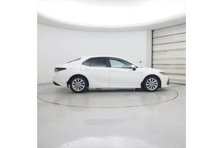 $25998 : Toyota Camry 2024 LE 4dr Sed image 7