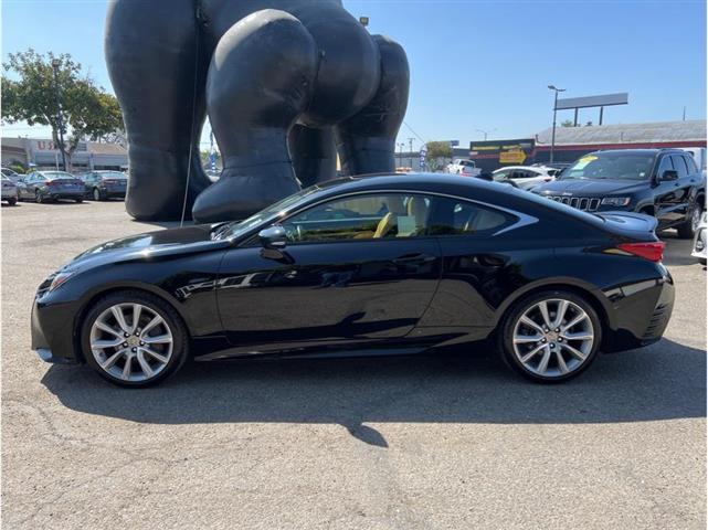 2016 Lexus RC RC 350 Coupe image 1