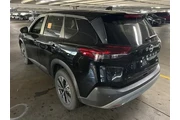 $19958 : Nissan Rogue 2023 SV 4dr Cro thumbnail