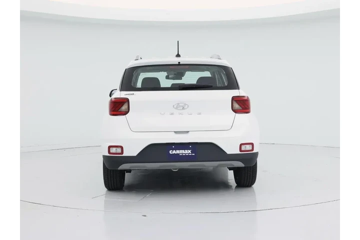 $17998 : Hyundai VENUE 2023 SEL 4dr C image 6