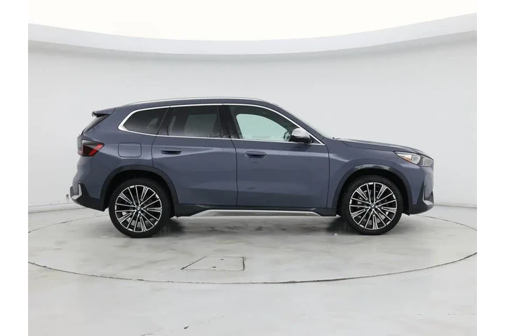 $30998 : BMW X1 2023 AWD xDrive28i 4d image 7