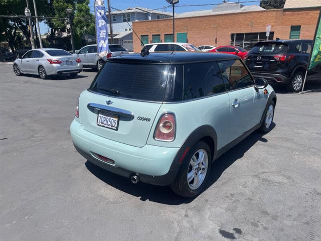 $8995 : 2013 MINI Hardtop Cooper image 7