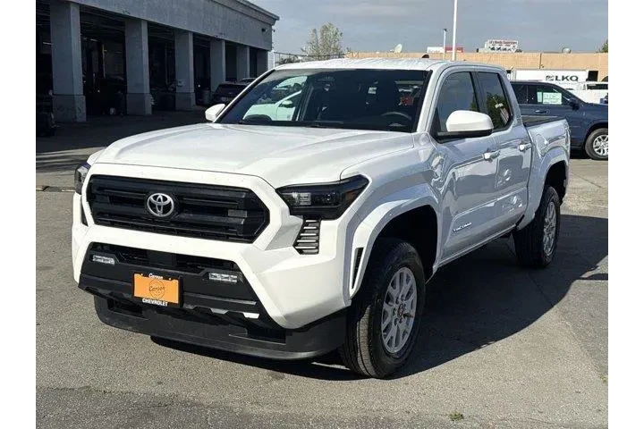 $30900 : Toyota Tacoma 2024 4x2 SR5 4 image 7