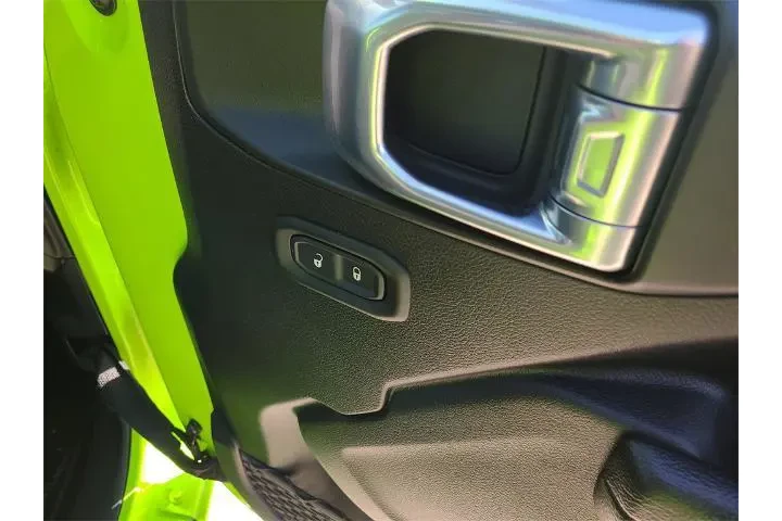 $33700 : Jeep Gladiator 2021 4x4 Rubi image 10