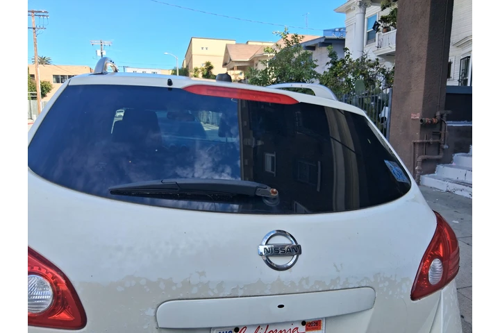 $2 : Se vende Nissan rogue 2008 image 6