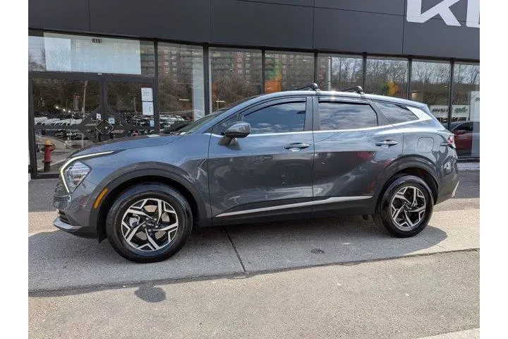 $22895 : Kia Sportage 2024 AWD LX 4dr image 10