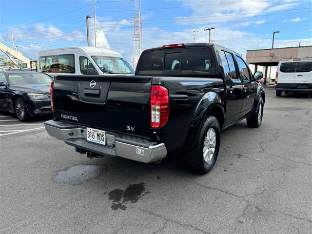 $22995 : 2019 Frontier Crew Cab 4x2 SV image 6