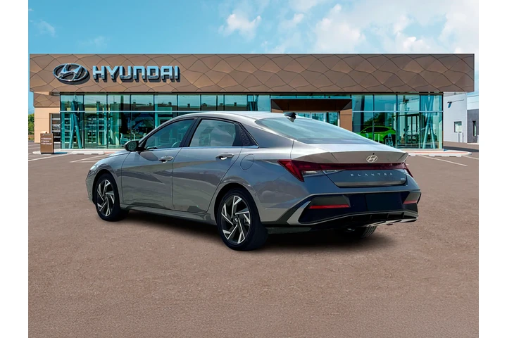 $26974 : Hyundai ELANTRA Hybrid 2025 image 5