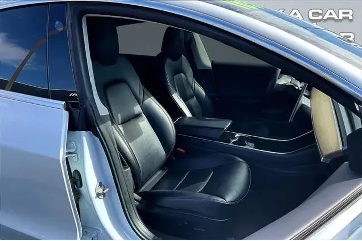 $18998 : Tesla Model 3 2019 AWD Perfo image 7