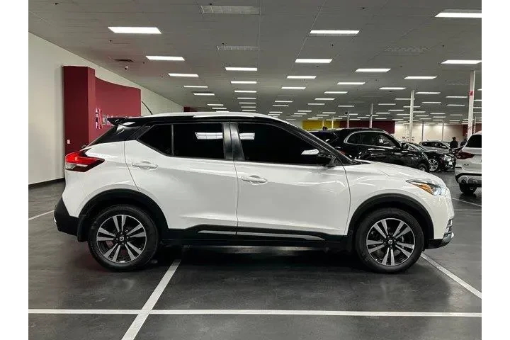$13544 : Nissan Kicks 2020 SR 4dr Cro image 2