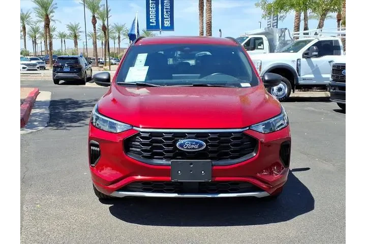 $26852 : Ford Escape 2024 ST-Line 4dr image 2