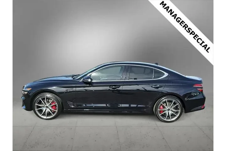 $32300 : Genesis G70 2025 AWD 2.5T Sp image 5