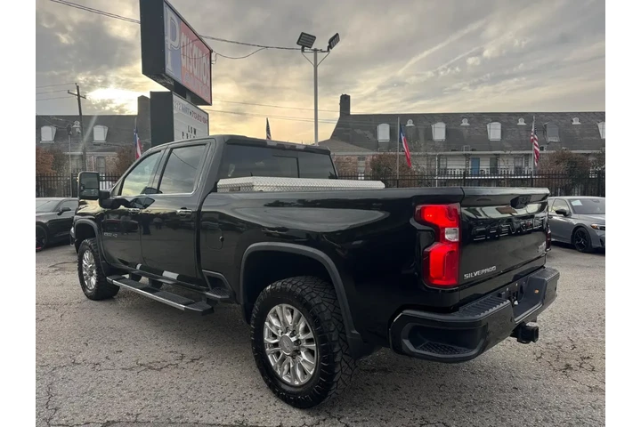 2020 Silverado 2500HD High Co image 6