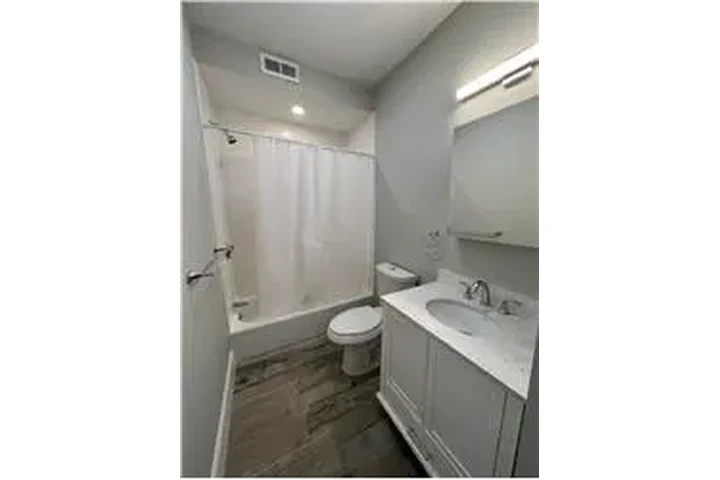 $3950 : Rental property with 2 bedro image 7