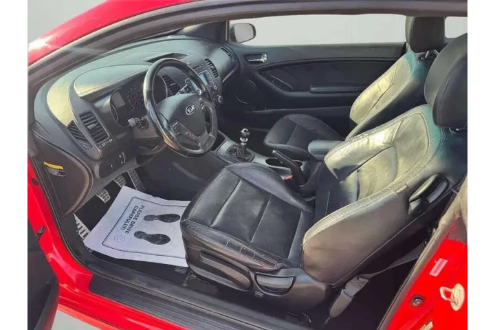 $5700 : 2015 Forte Koup SX image 10