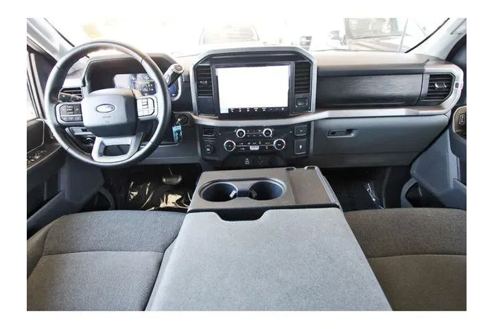 $39992 : Ford F-150 2025 4x2 XLT 4dr image 8